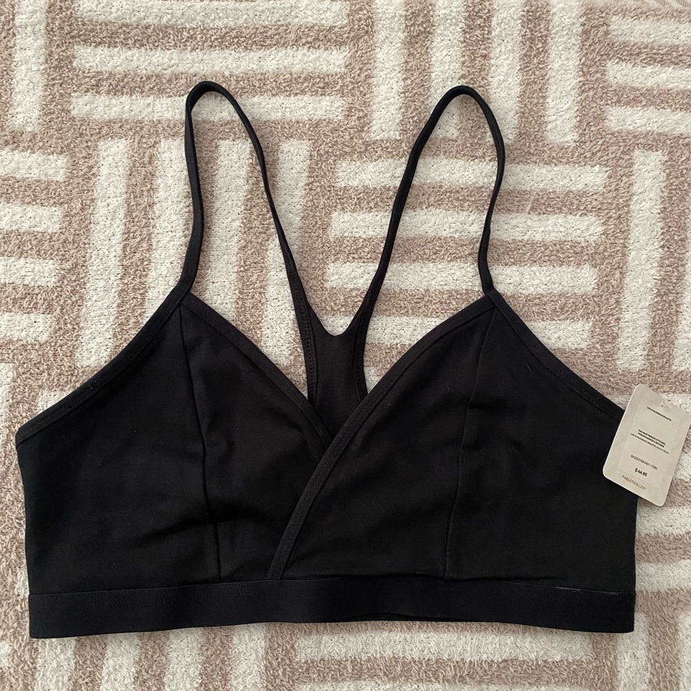NEW Fabletics Sports Bra size XL